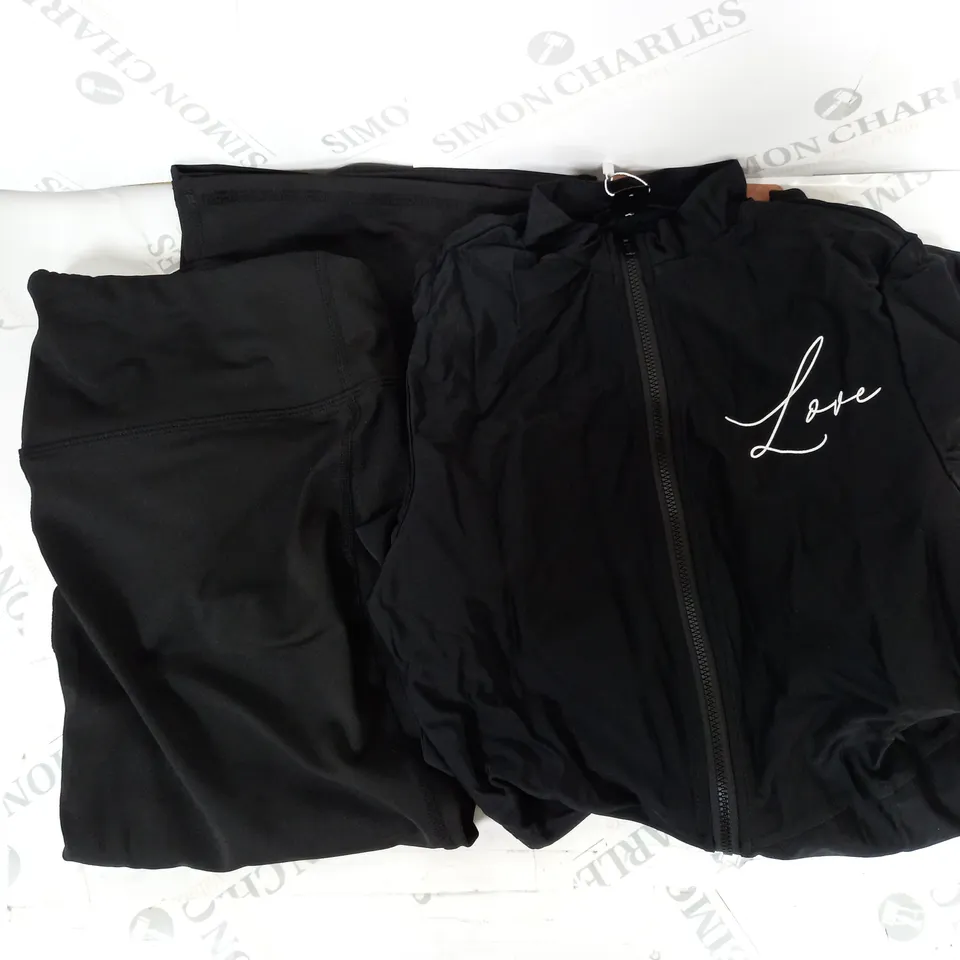 APPROXIMATELY 20 ASSORTED CLOTHING ITEMS TO INCLUDE PRETTYLITTLETHING WIDE LEG JUMPSUIT SIZE 14, LEGGINGS IN BLACK SIZE M, JUMPSUIT IN BLACK SIZE M