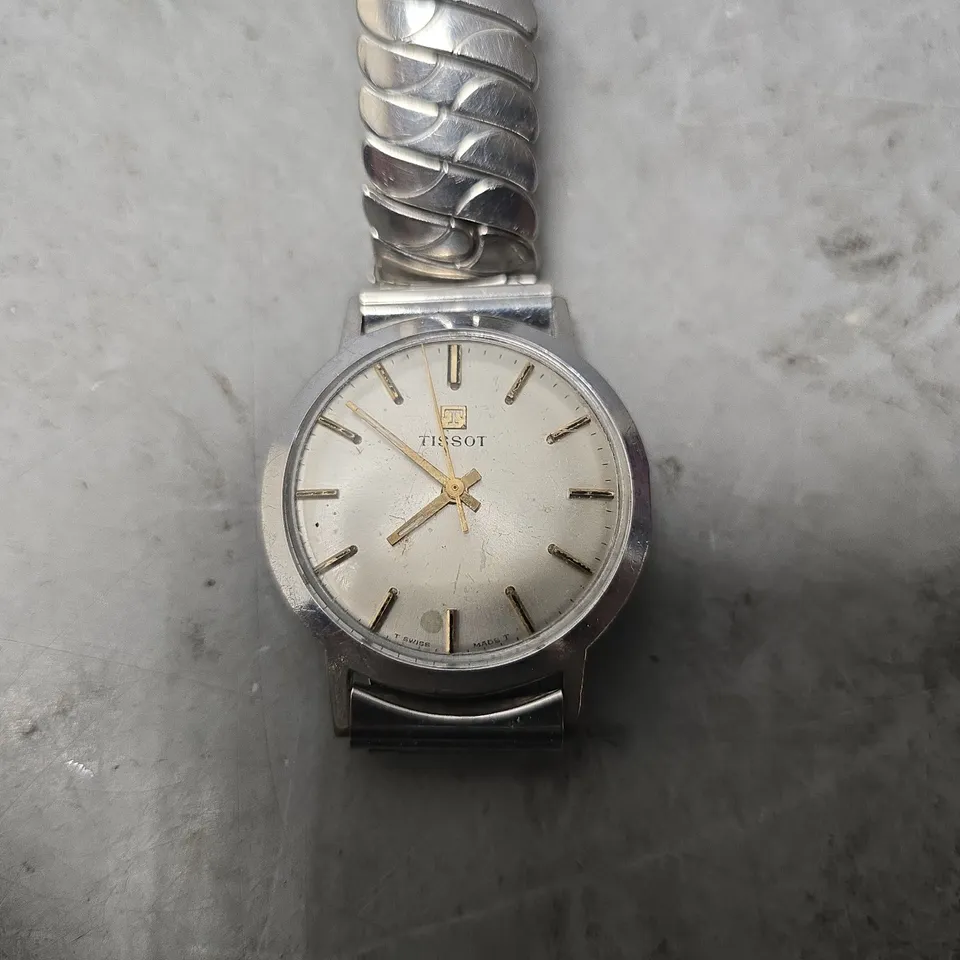 TISSOT MONTAL CREAM DIAL WATCH 