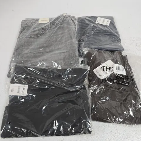 APPROXIMATELY 20 ASSORTED CLOTHING ITEMS IN VARIOUS SIZES, COLOURS & STYLES TO INCLUDE WIDE JEANS, FULL LENGTH TIGHTS, HONEY TIE PANTS, ETC