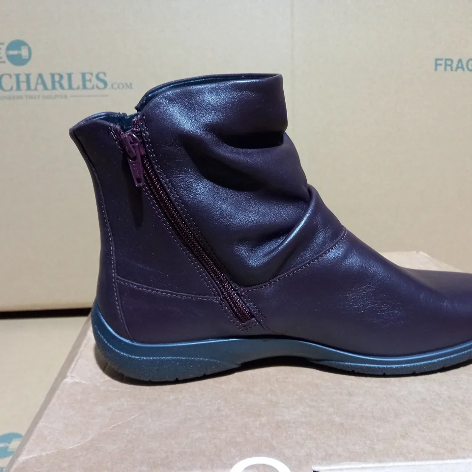 HOTTER WHISPER WHISP1 WINE ANKLE BOOTS - SIZE 7.5