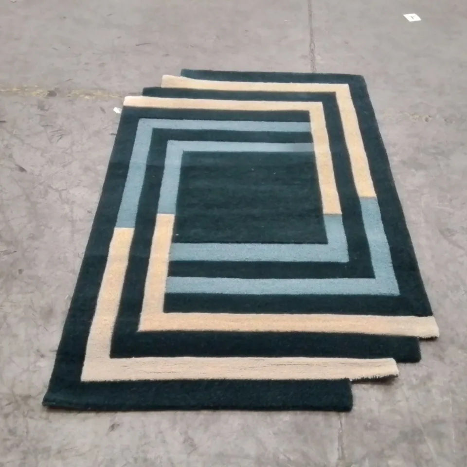 QUALITY DESIGNER AREA RUG - APPROXIMATELY 180CM X 120CM - GREEN  