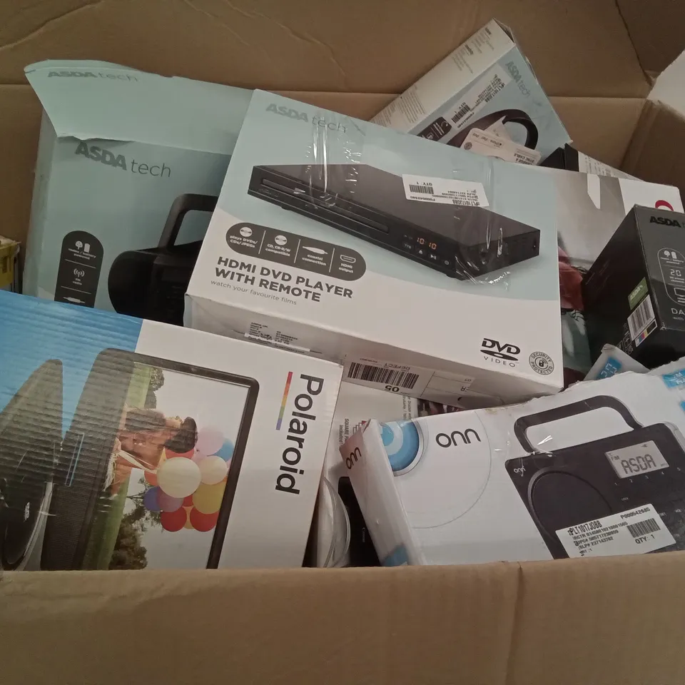 PALLET OF ASSORTED ELECTRONICS INCLUDING ONN PORTABLE AM/FM RADIO, POLAROID 9" PORTABLE DVD PLAYER, CANON PIXMA PRINTER, HP DESKJET, BLUETOOTH PARTY SPEAKER
