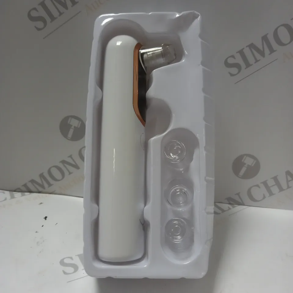 BOXED UNBRANDED BLACKHEAD REMOVER 