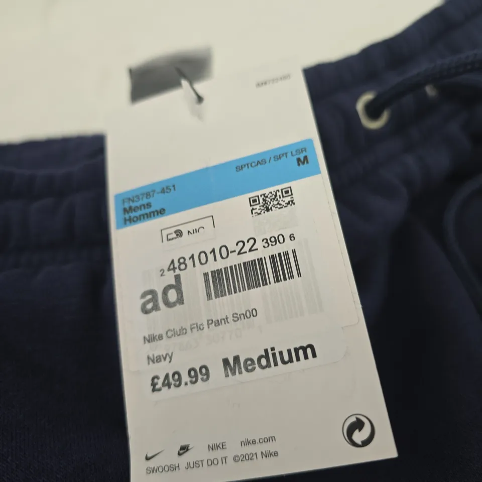 NIKE CLUB FLEECE PANT NAVY – MENS, UK MEDIUM (US MEDIUM) – WITH TAG