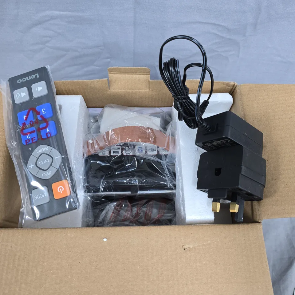 LENCO PDR-065BK DAB+/FM PORTABLE RADIO WITH BATTERY CHARGING STATION (BOXED)