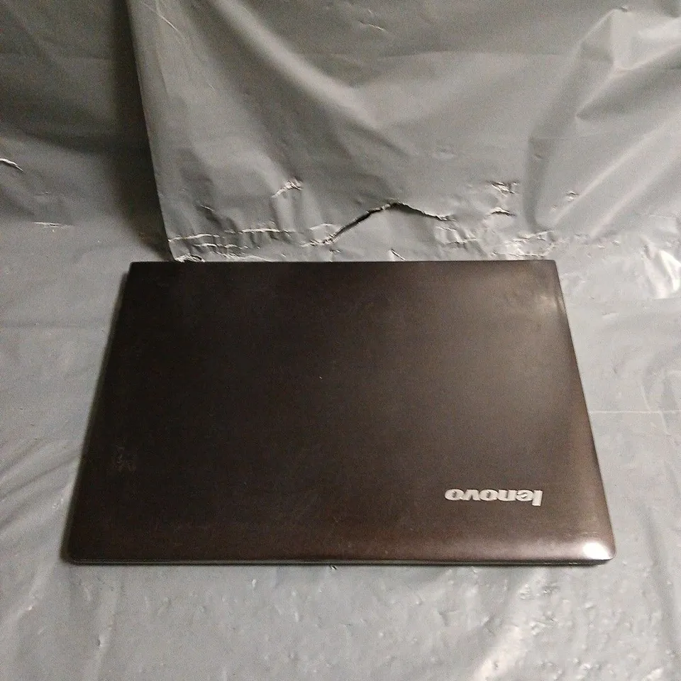 LENOVO M30-70 LAPTOP 
