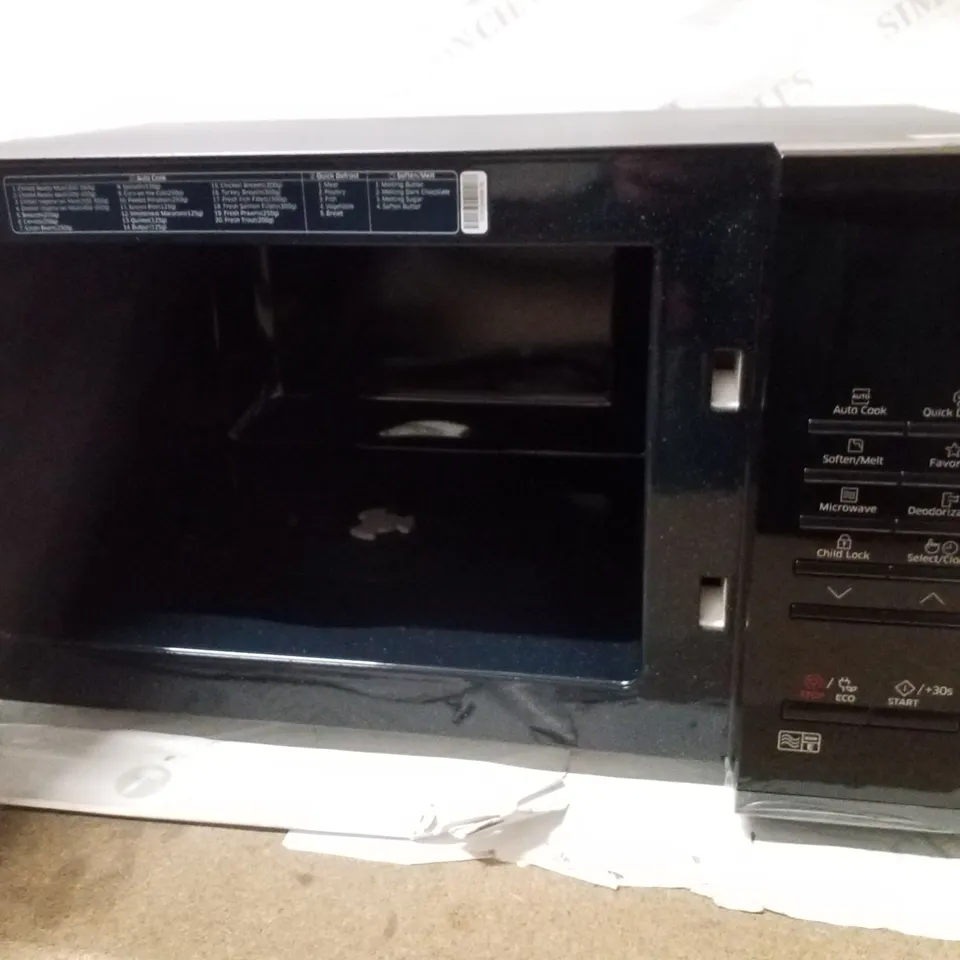 BOXED SAMSUNG MICROWAVE OVEN 