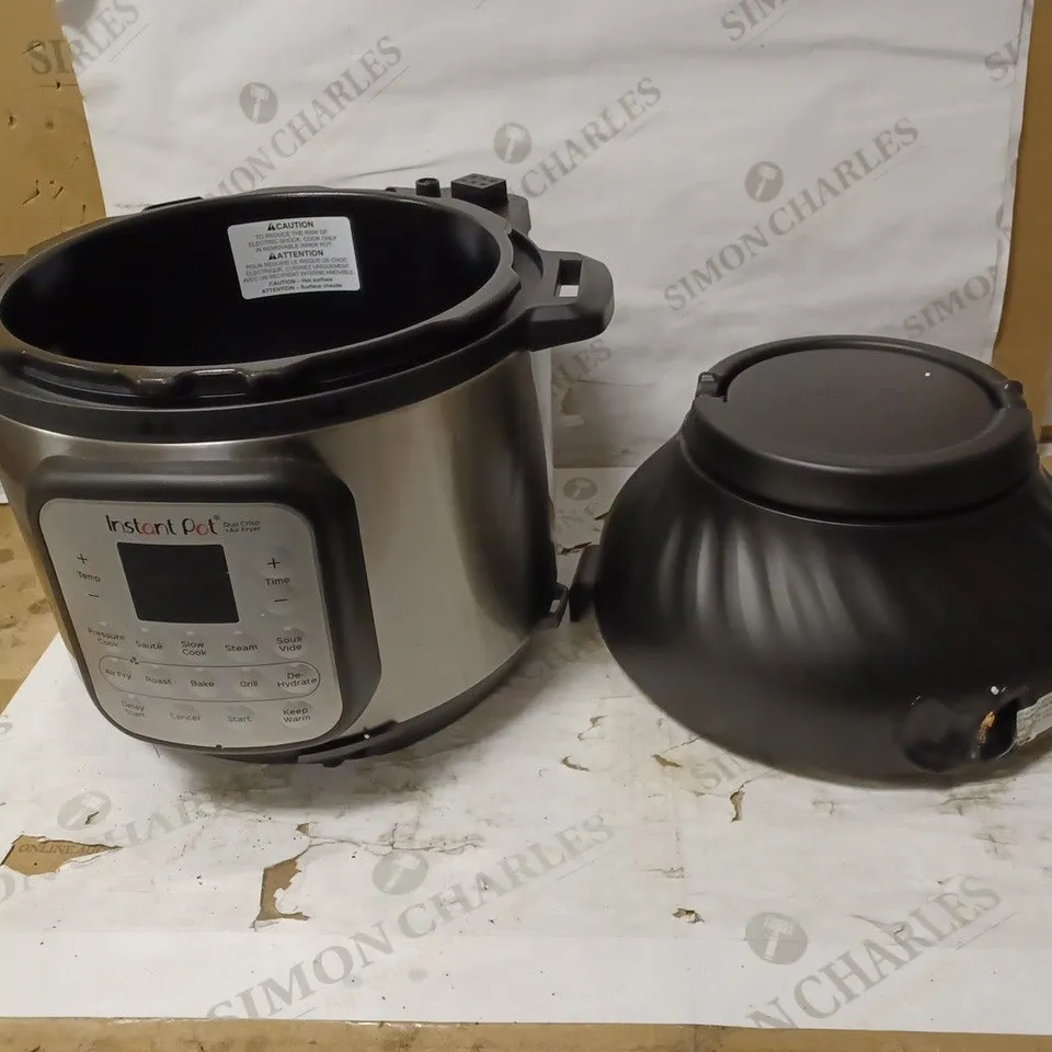 INSTANT POT DUO CRISP AIR FRYER