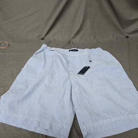 MR MARVIS SEERSUCKERS SHORTS SIZE L