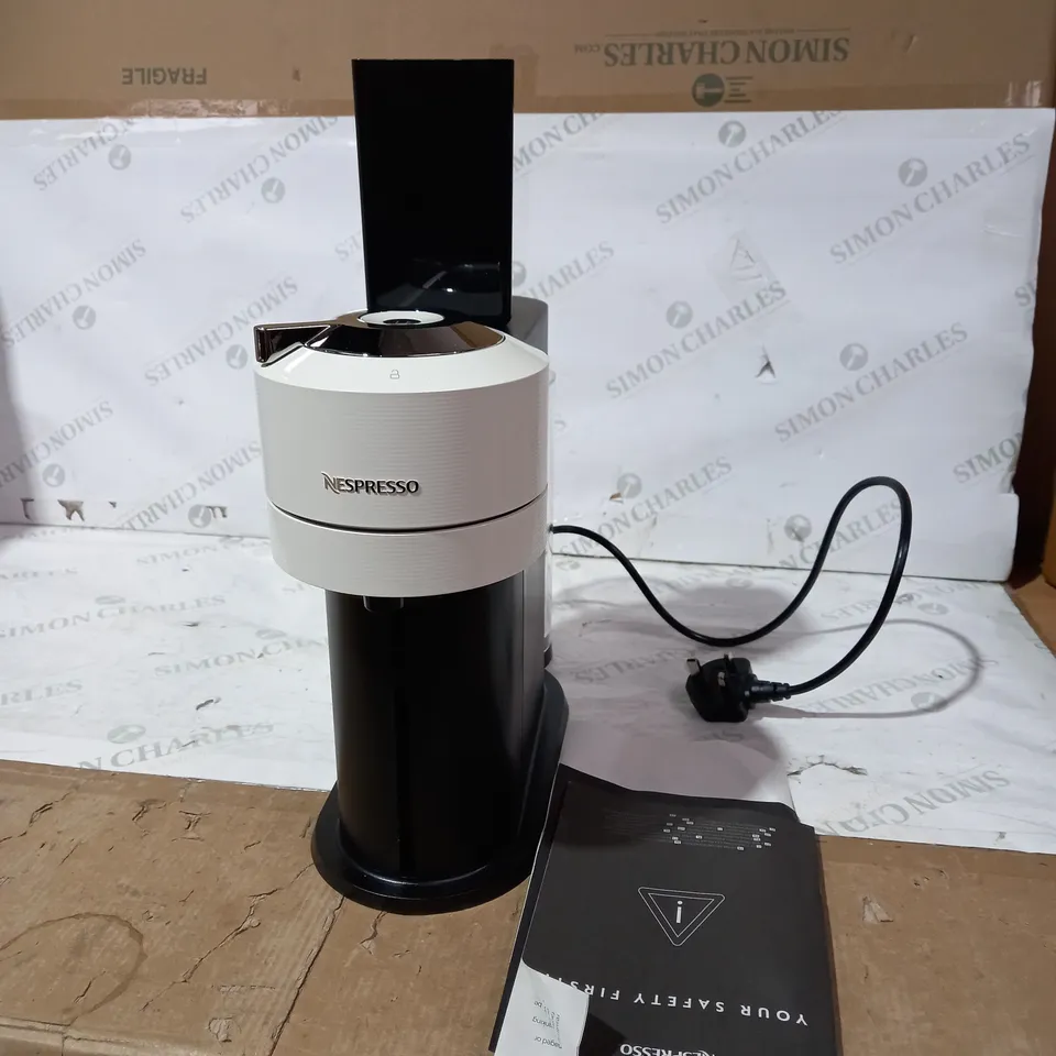 NESPRESSO MAGIMIX COFFEE MACHINE ID M700 VERTUO