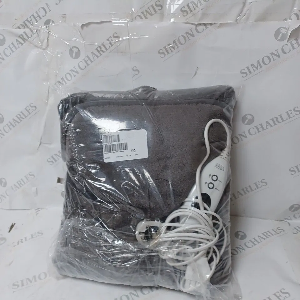 COZEE HOME VELVETSOFT HEATED THROW IN CHARCOAL 