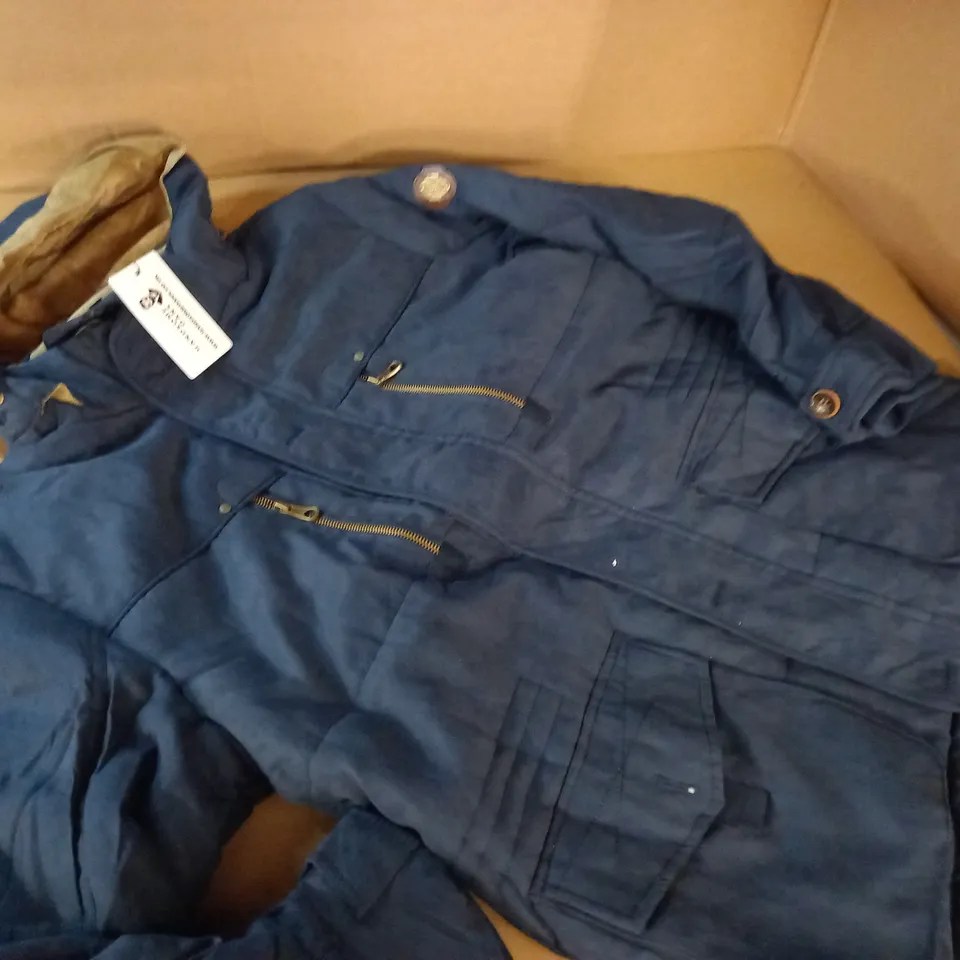 HANDSOME DANS NAVY COAT - M