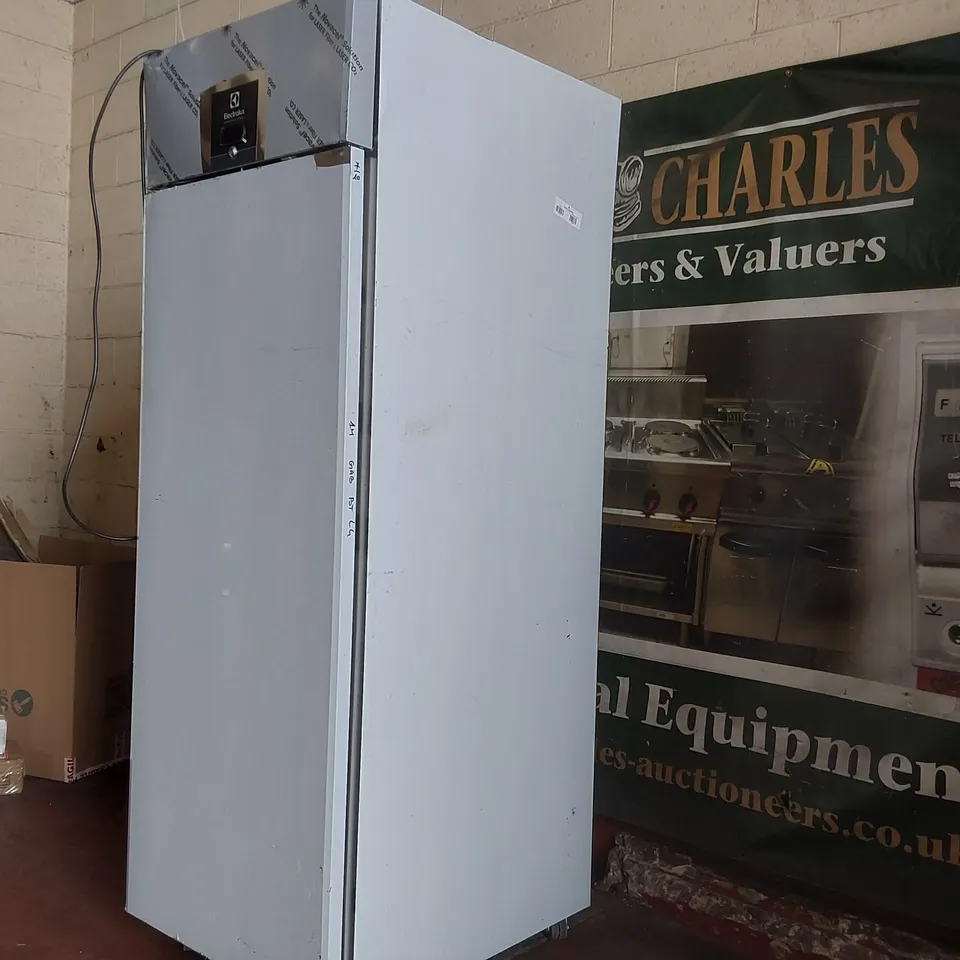 ELECTROLUX PROFESSIONAL RE471FRCG SINGLE DOOR UPRIGHT REFRIGERATOR
