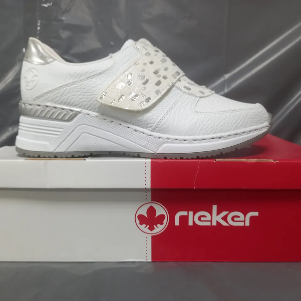 BOXED PAIR OF RIEKER WEDGE TRAINERS IN WHITE SIZE 6