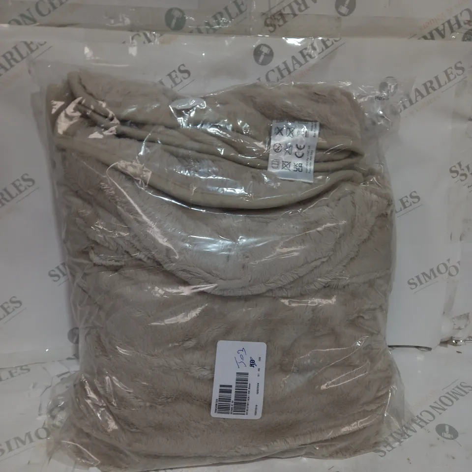 BOXED COZEE HOME VELVETSOFT HEATED THROW IN STONE 
