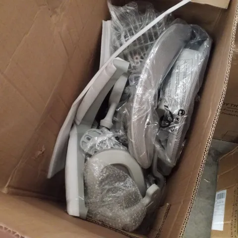 BOXED MESH BACK OFFICE CHAIR - WHITE 