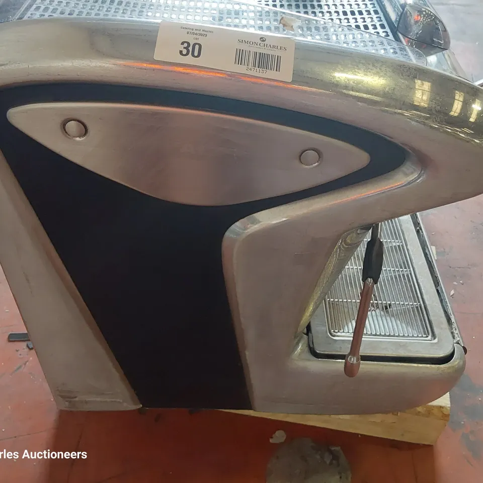 TRADITIONAL FAEMA EMBLEMA COFFEE MACHINE