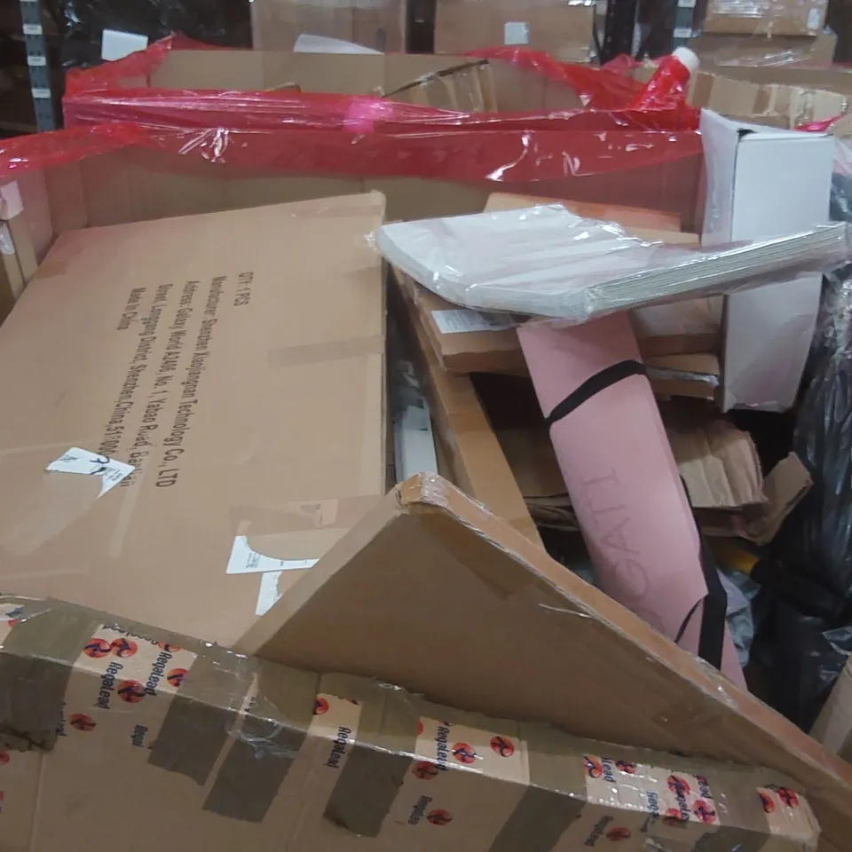 PALLET CONTAINING ASSORTED ITEMS TO INCLUDE: CEILING LIGHT, CHEST OF DRAWERS, KID'S SCOOTER, SHOWER MIXER WITH KIT ECT