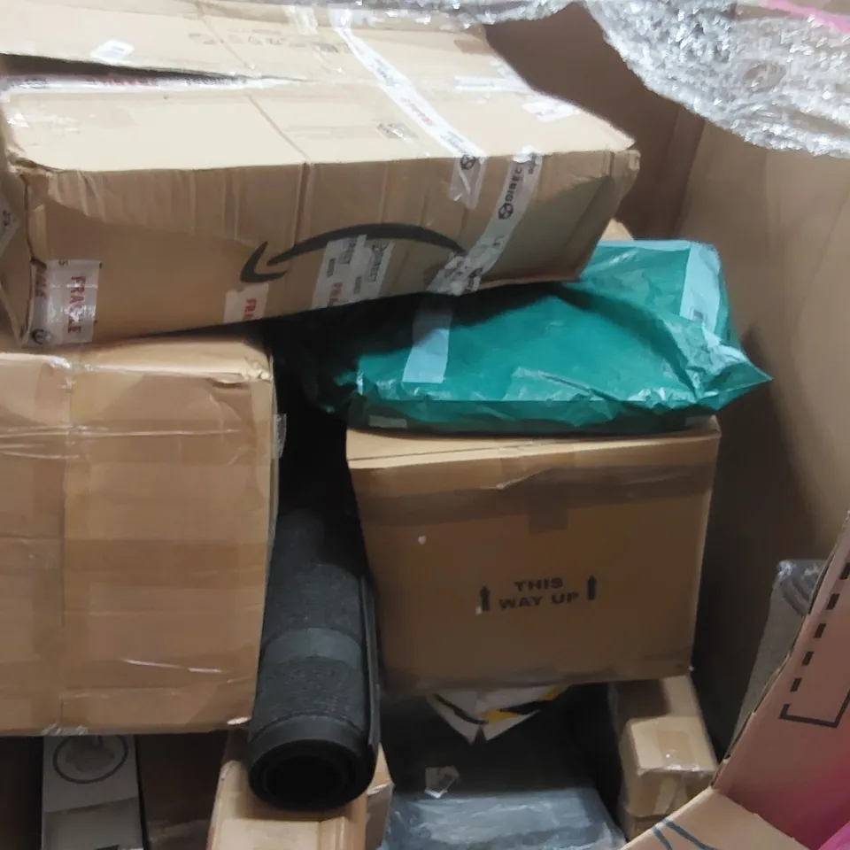 PALLET OF ASSORTED ITEMS INCLUDING: MINIFIRE 24" FHD MONITOR, AUTO HOSE REEL, RETRACTABLE SAFETY GATE, PRESSURE MANAGEMENT CUSHION, RUG ECT 
