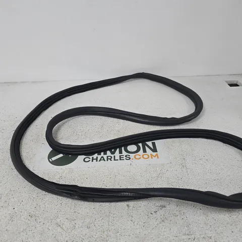 BLACK RUBBER SEAL