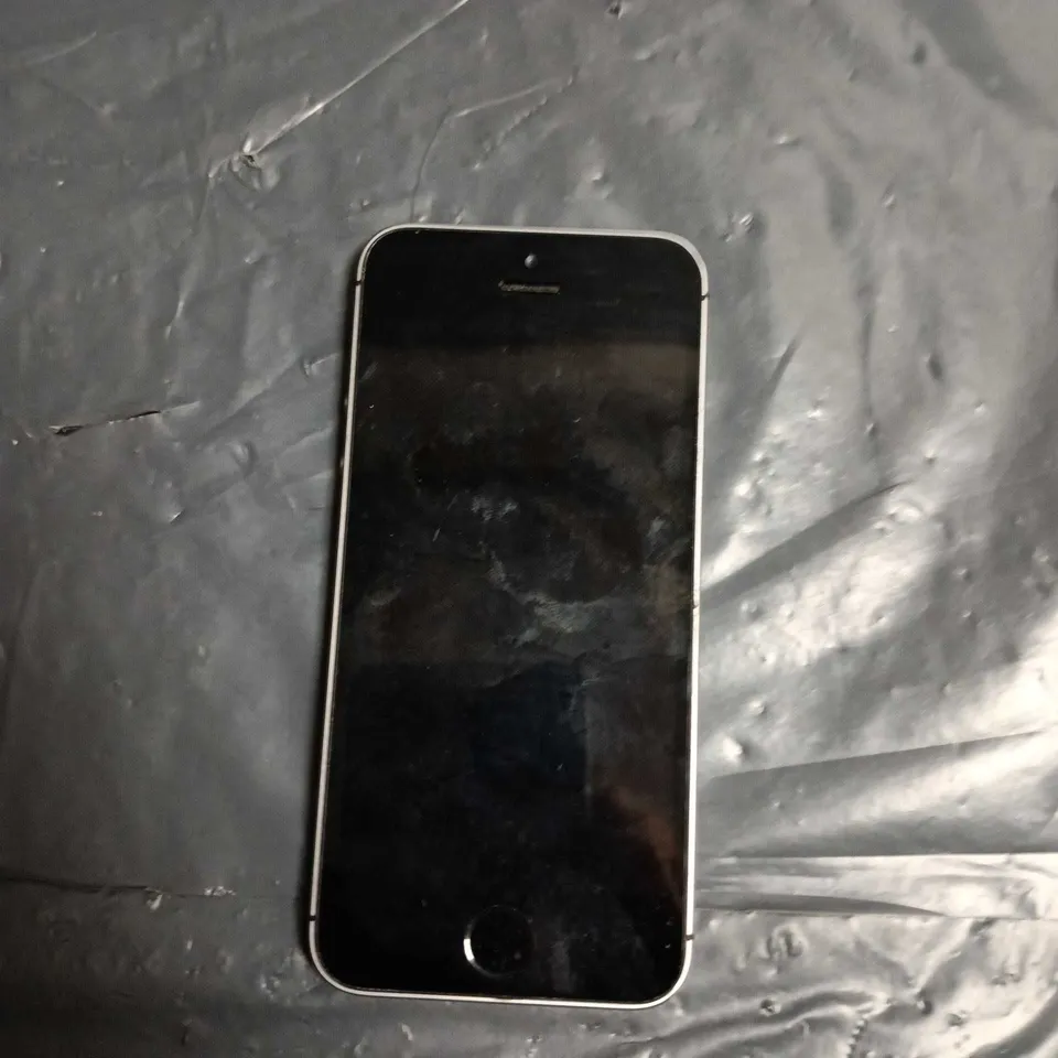 APPLE IPHONE SE A1723