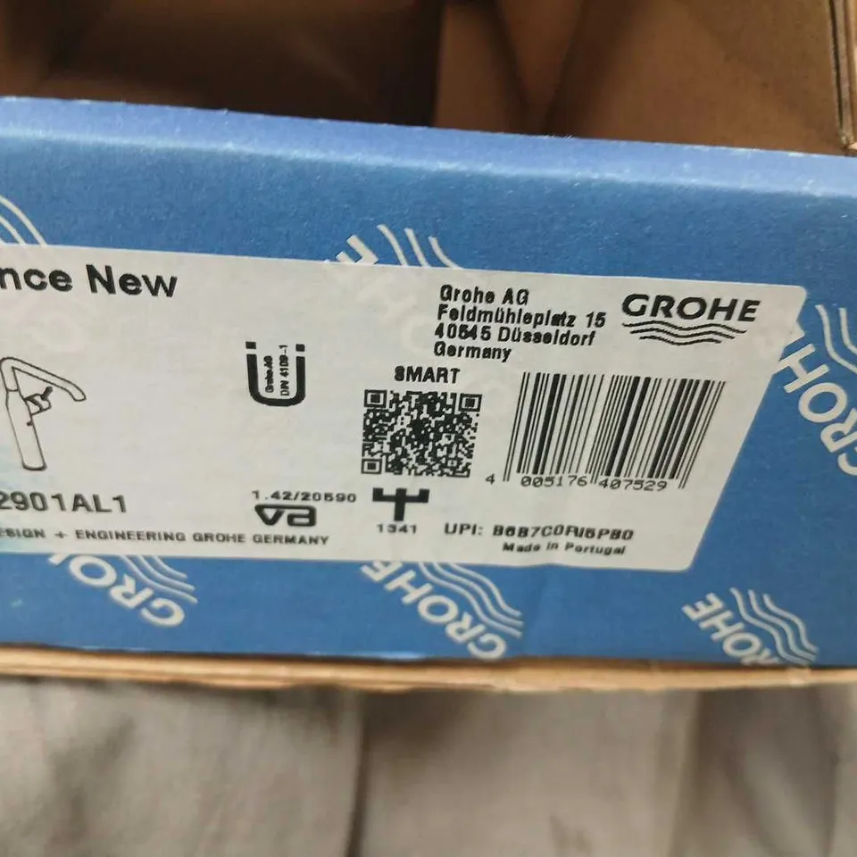 GROHE ESSENCE NEW BASIN FAUCET – U‑SPOUT, 32901AL1