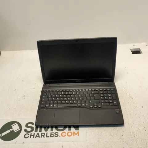 FUJITSU LIFEBOOK A514 LAPTOP – BLACK