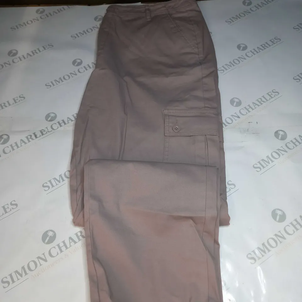 ASOS DESIGN TAMPERED CARGO PANTS SIZE W34 - L32