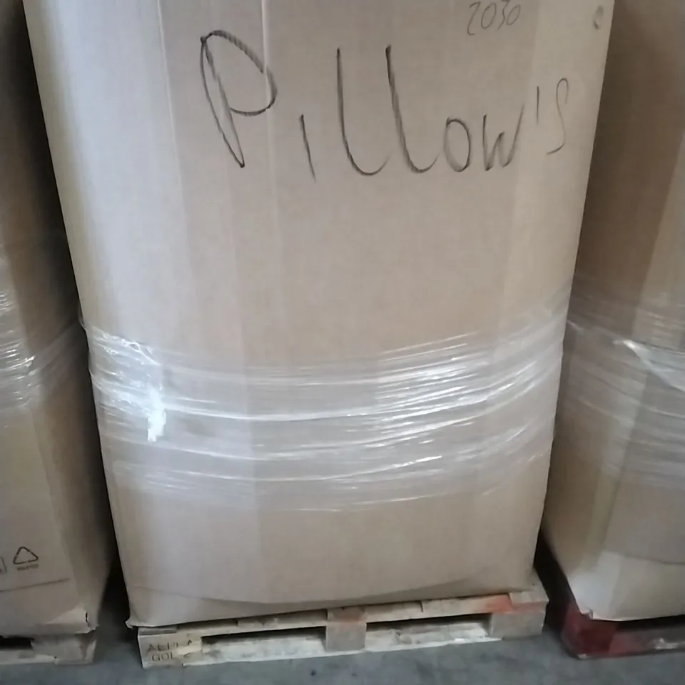 A PALLET CONTAINING ASSORTED PILLOWS, MEMORY FOAM, YOURFACEPILLOWS ETC