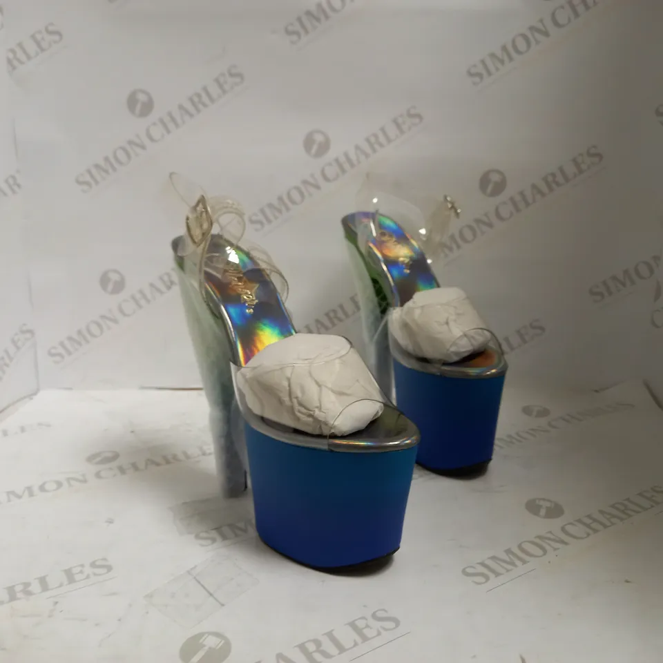 PLEASER CLR/GREEN-BLUE OMBRE SIZE UK 3 6M BOOT 