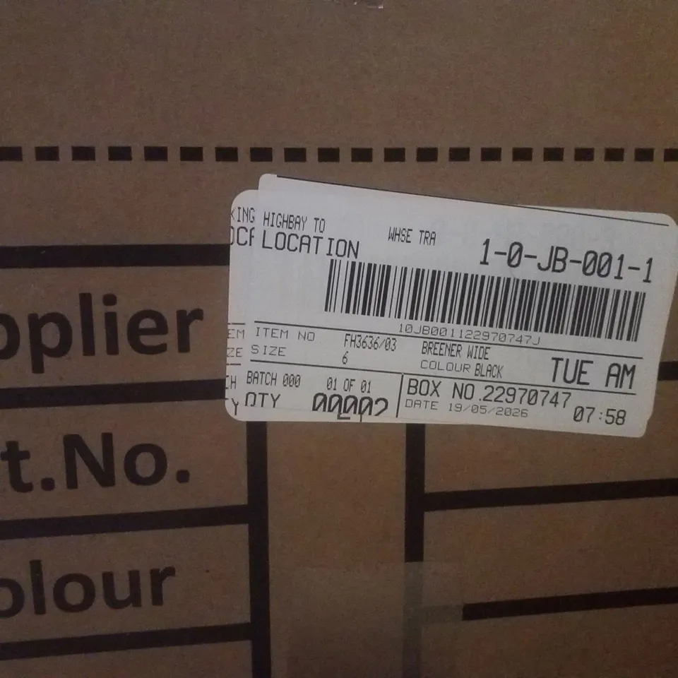 BOX CONTAINING APPROXIMATELY 2 PAIRS OF BRAND NEW SIMPLY BE BLACK BREENER WIDE LEATHER BOOTS - SIZE 6