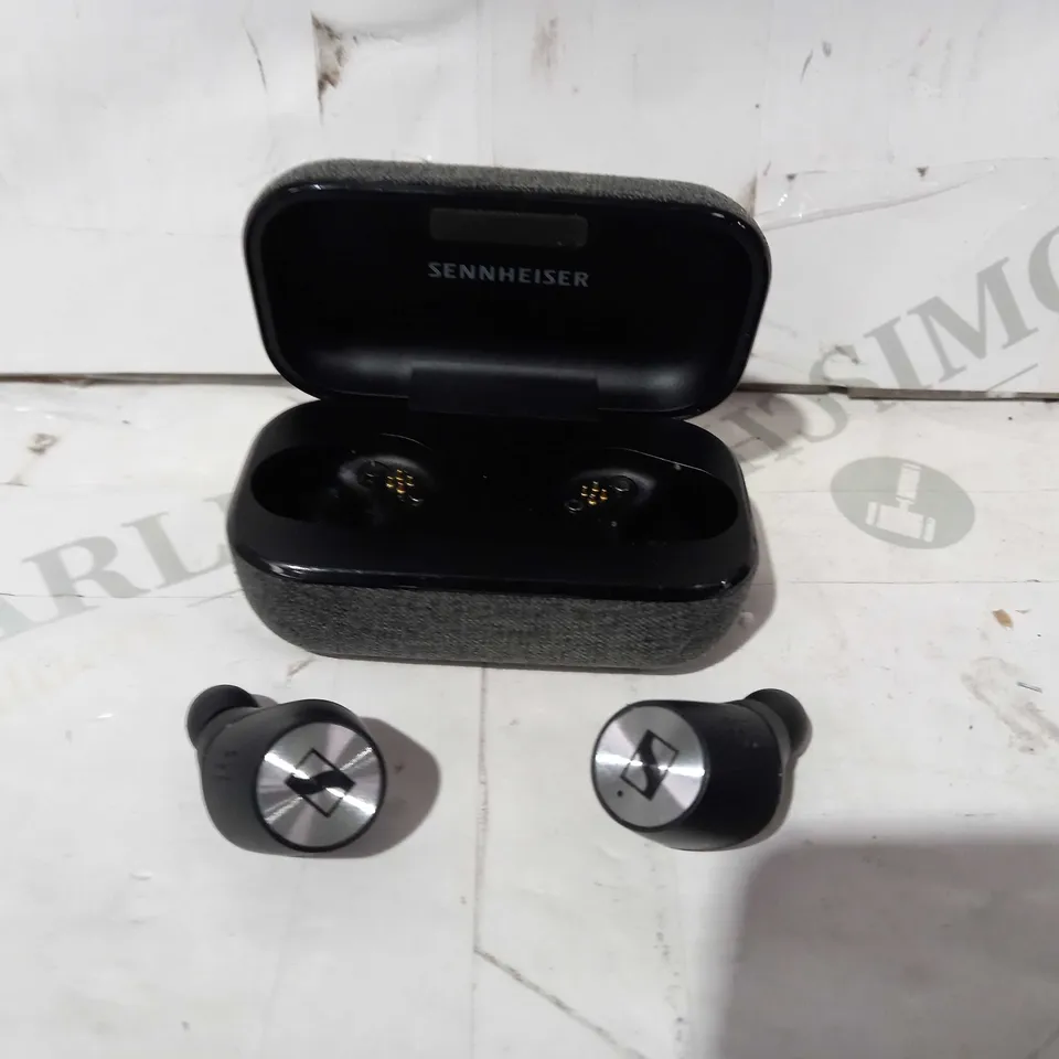 SENNHEISER MOMENTUM IN-EAR WIRELESS EARBUDS