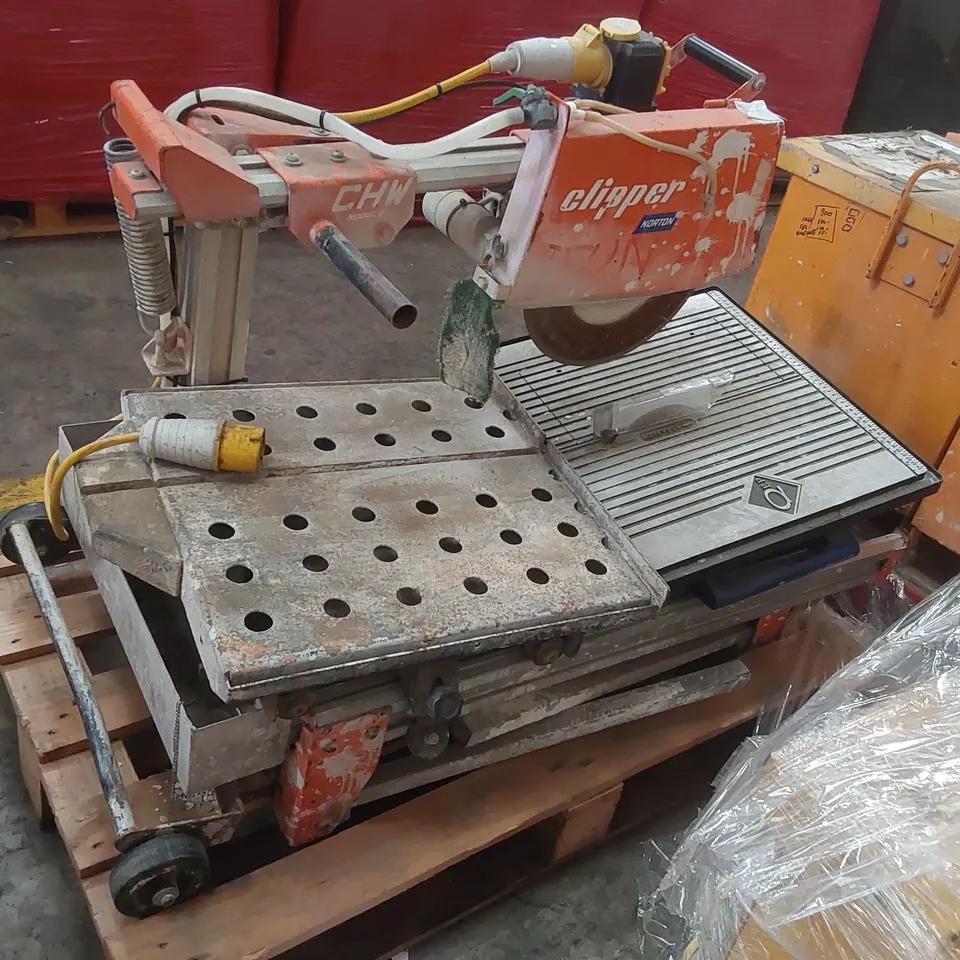 NORTON CLIPPER TILE SAW