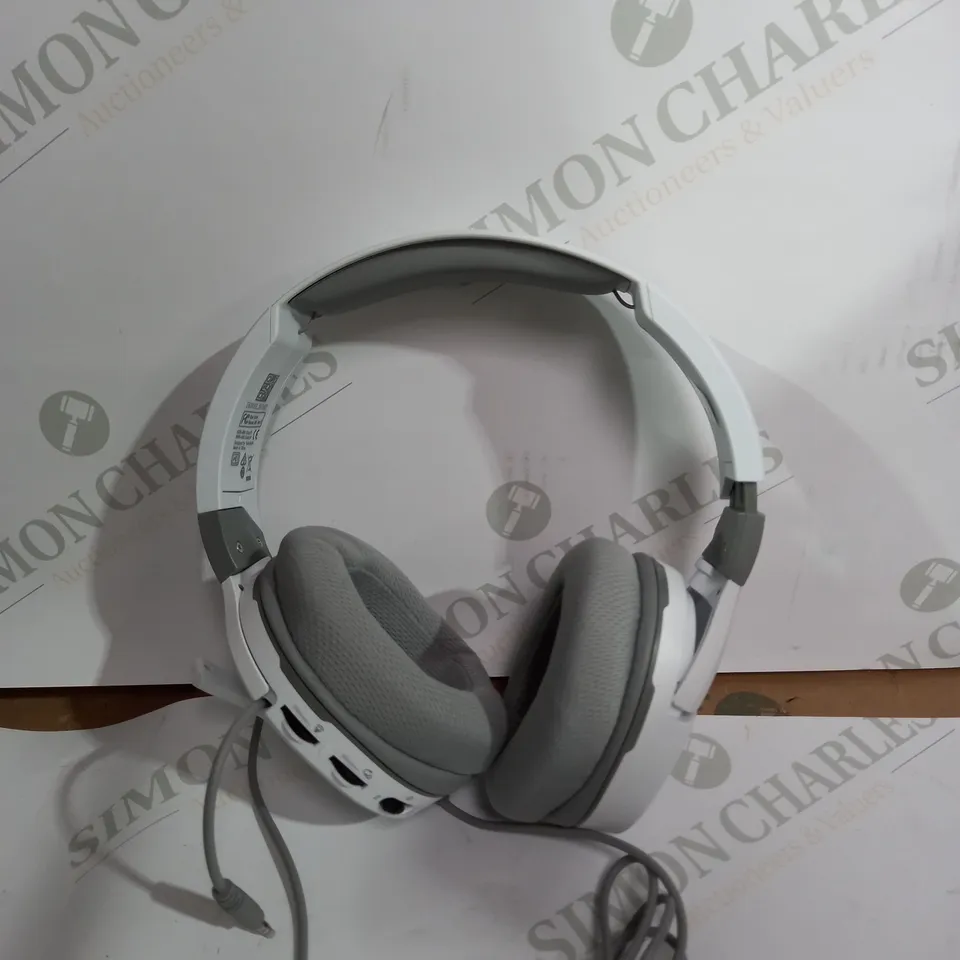 BOXED MULTIPLATFORM TURTLE BEACH RECON200 GEN 2 WIRED HEADSET 