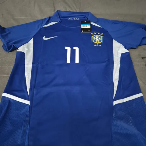 BRAZIL FOOTBALL SHIRT , RONALDINHO PRINTED SIZE M