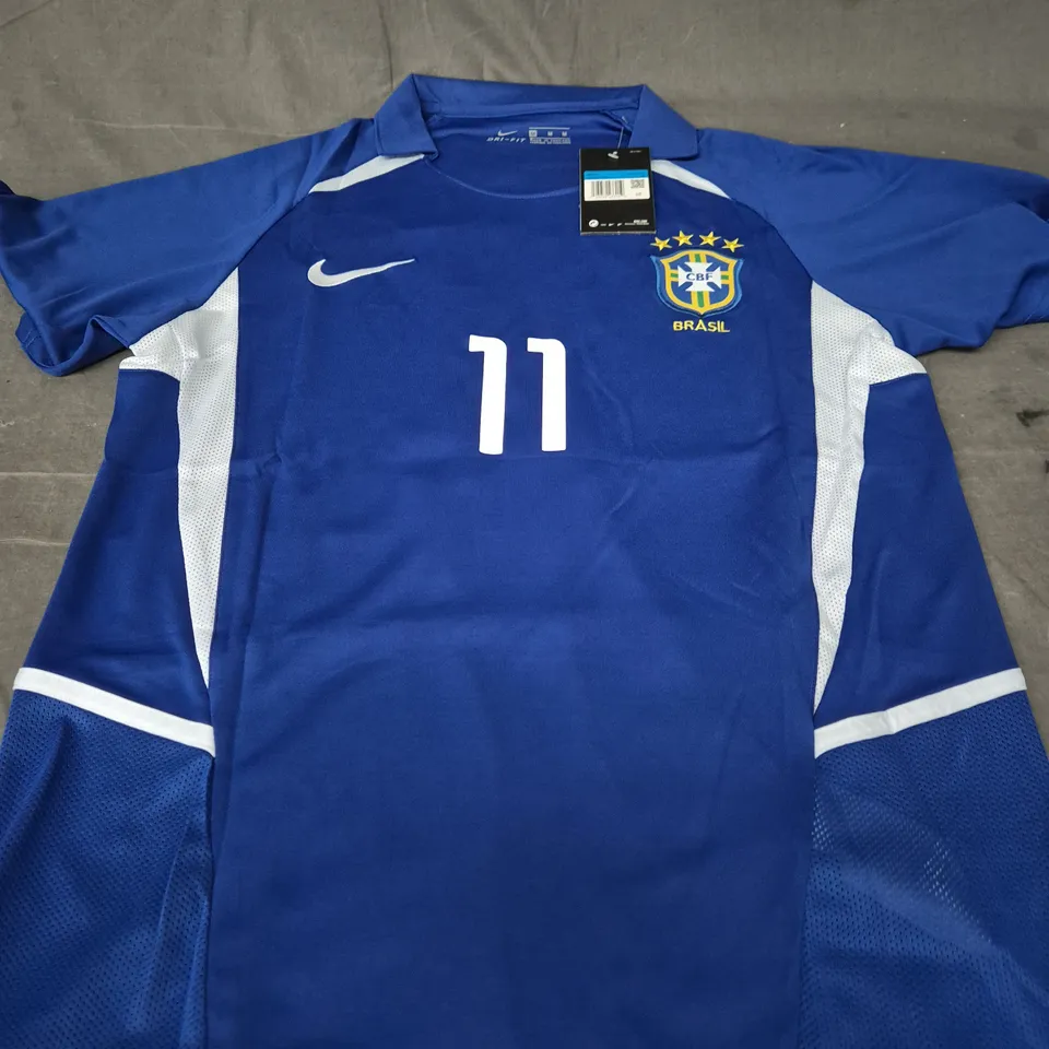 BRAZIL FOOTBALL SHIRT , RONALDINHO PRINTED SIZE M 