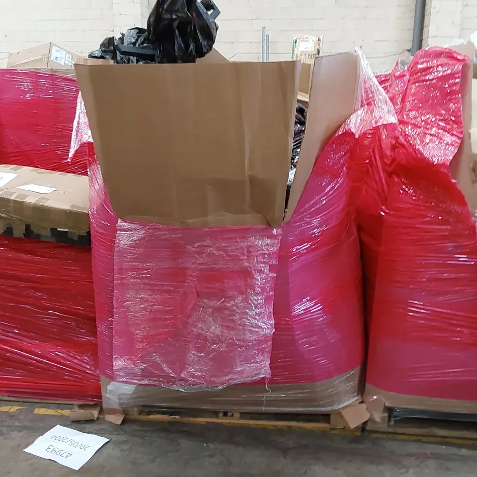 PALLET OF ASSORTED ITEMS INCLUDING: OFFICE CHAIR, STEAM CLEANER, LARGE RUG, ICE BATH TUB, BABY PLAYPEN