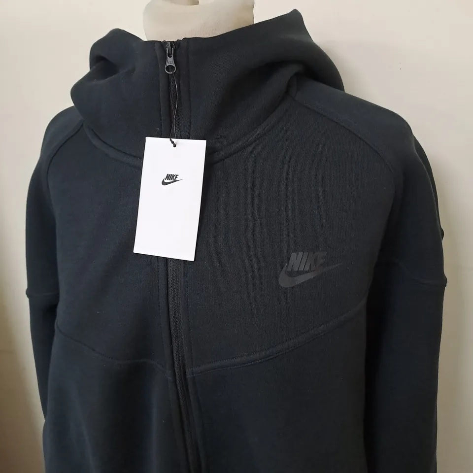 NIKE WOMENS TECH ZIP JACKET SIZE XXL