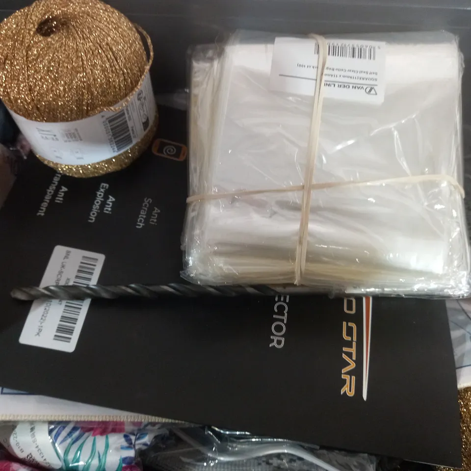 BOX OF 15 ASSORTED ITEMS TO INCLUDE - SNAKE SLING - BEAVER FIT MUG - POWER PEBBLES DISHWASHER TABLETS ECT