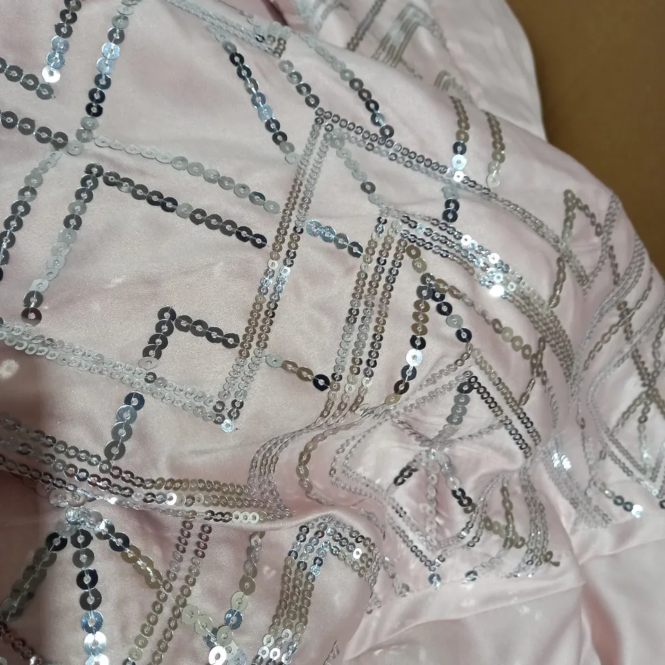 JM BY JULIEN MACDONALD DECO STYLE SEQUIN BEDDING 6 PIECE SET - PINK - SUPER KING SIZE
