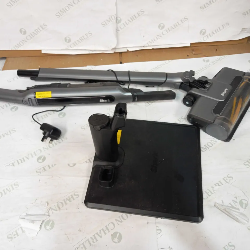 SHARK WANDVAC SYSTEM