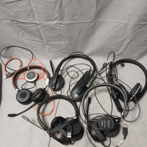 APPROXIMATELY 15 ASSORTED ELECTRICAL PRODUCTS TO INCLUDE HEADSETS & MICE