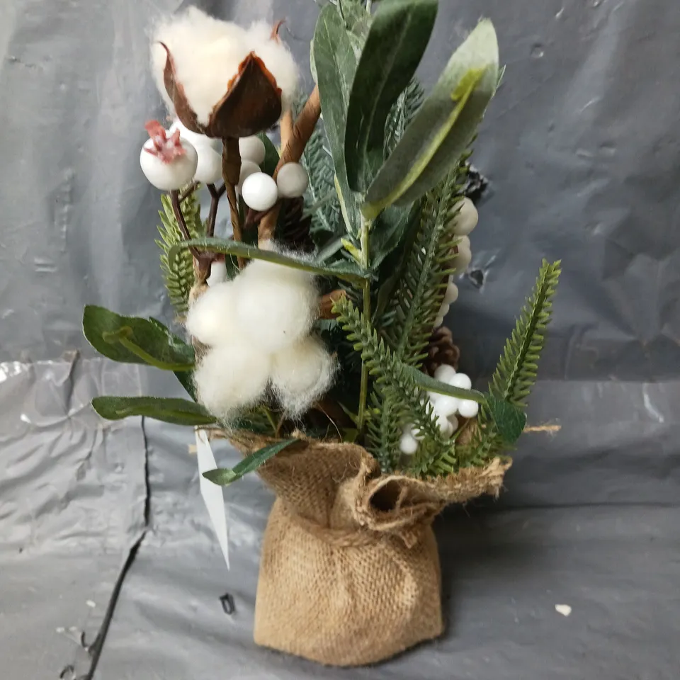 CROSSLAND GROVE MIXED PINE & COTTON MINI TREE 