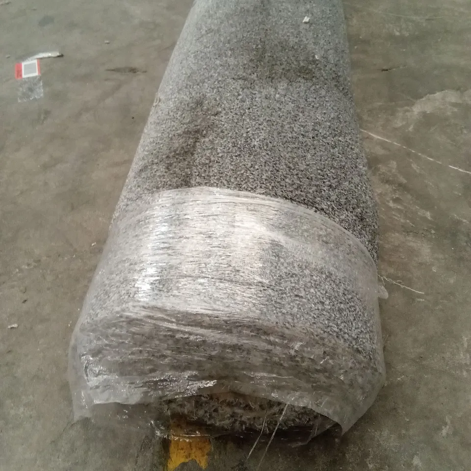 ROLL OF QUALITY LINCOLNSHIRE 96 IRON ORE CARPET // APPROX SIZE; 2.7 x 5m