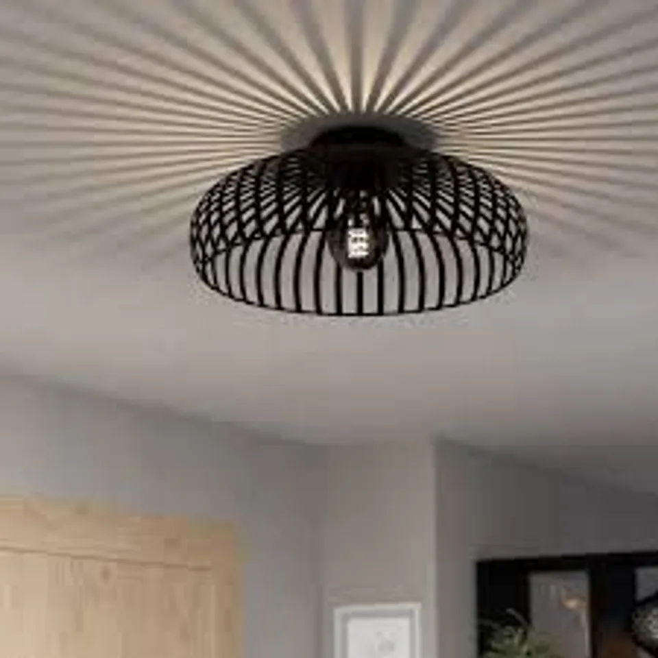 BOXED EGLO MOGANO 3 40W E27 IP20 CEILING LIGHT