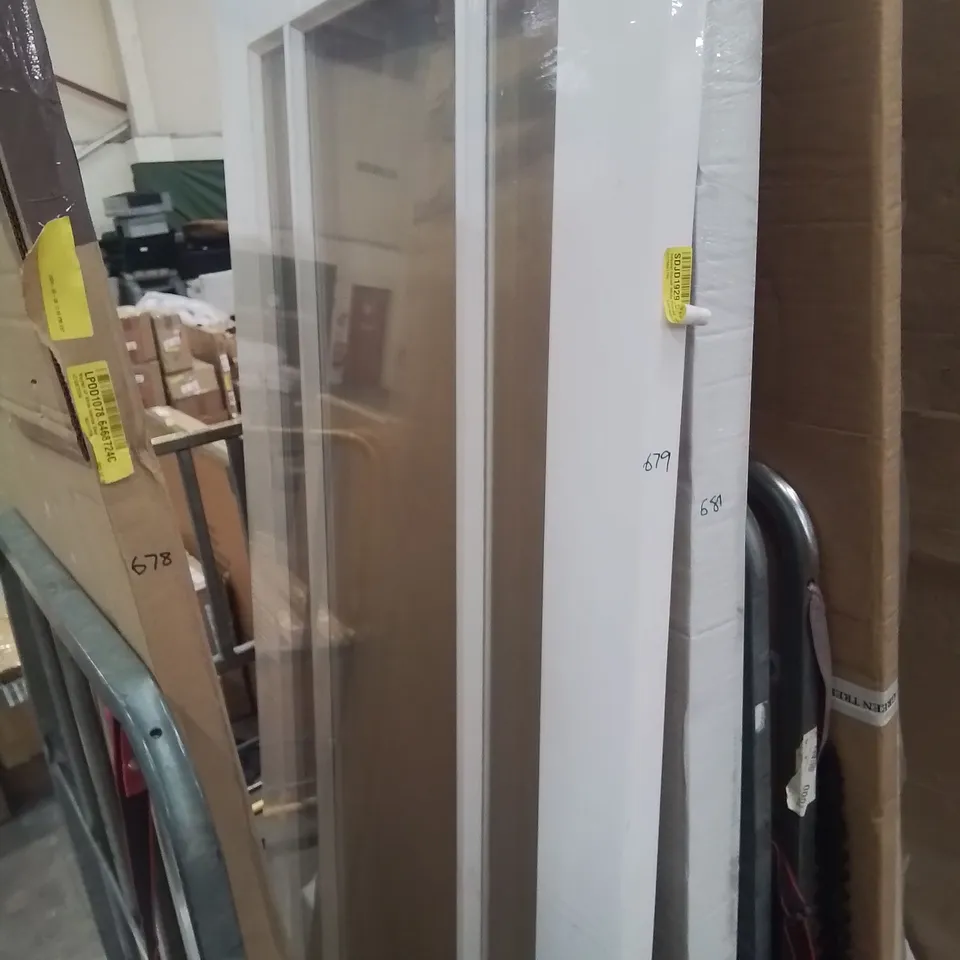 INTERNAL GLAZED WHITE PRIMED DOOR WITH GLASS WINDOW 