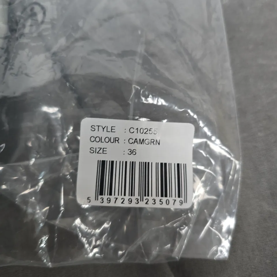 CALVIN KLEIN GOLF PANTS – CAMGRN, SIZE 36 (UK 36)