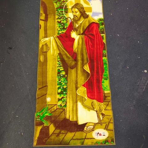 CHRISTIAN RELIGIOUS RUG – JESUS AT THE DOORWAY, RED CLOAK (80X180)