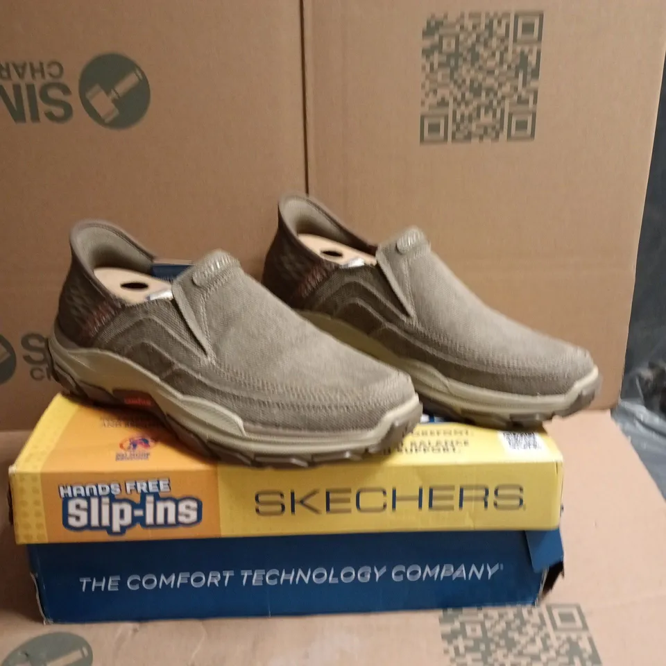 SKECHERS HANDS FREE SLIP-INS SLIP-ON SHOES – UK 9 (EU 43) MEN'S