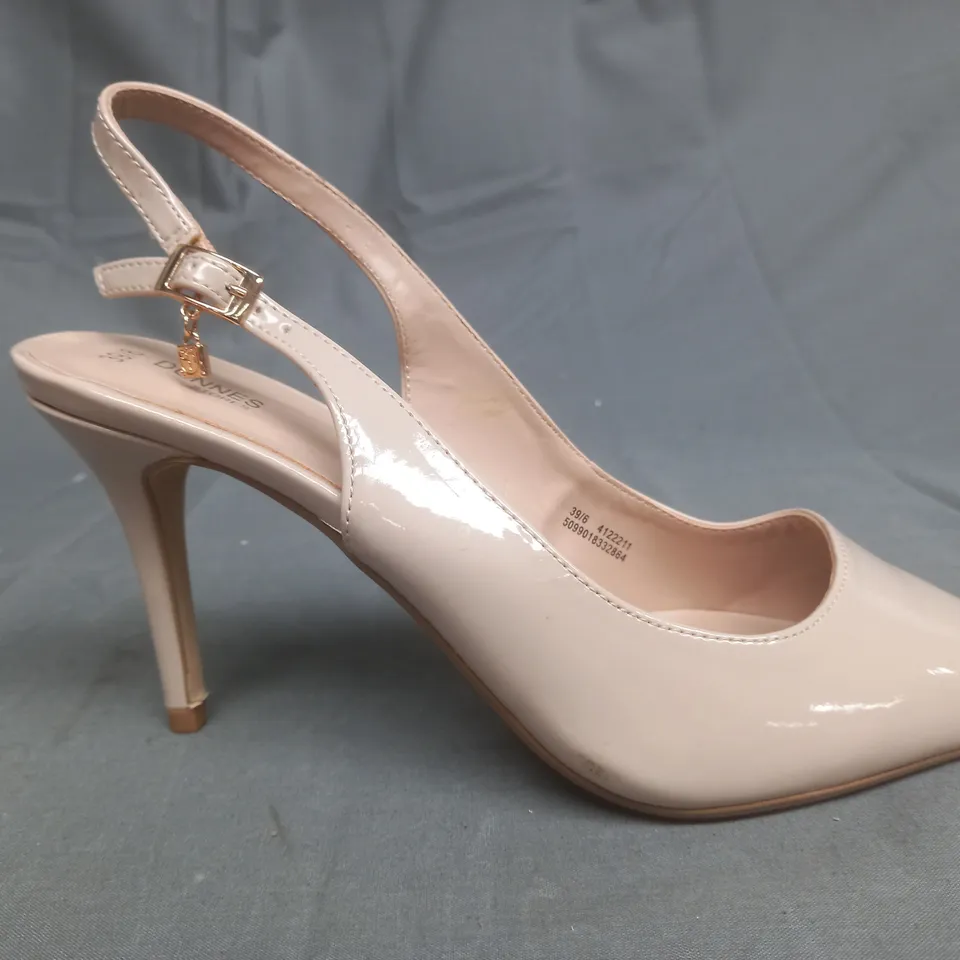 BOXED PAIR OF DUNNES STILETTOS WITH HEEL STRAP IN LIGHT PINK SIZE EU 39